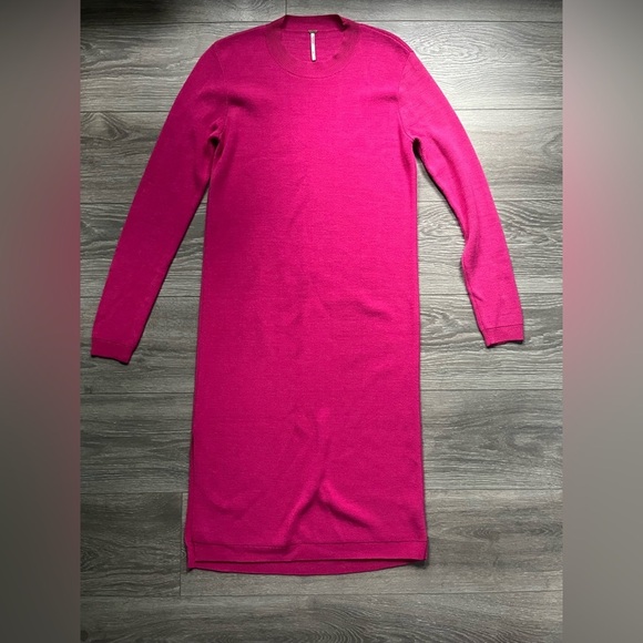 Free People Dresses & Skirts - Free People Pink Long Sleeve Midi Crew Fall Winter Slit Sweater Dress Size S